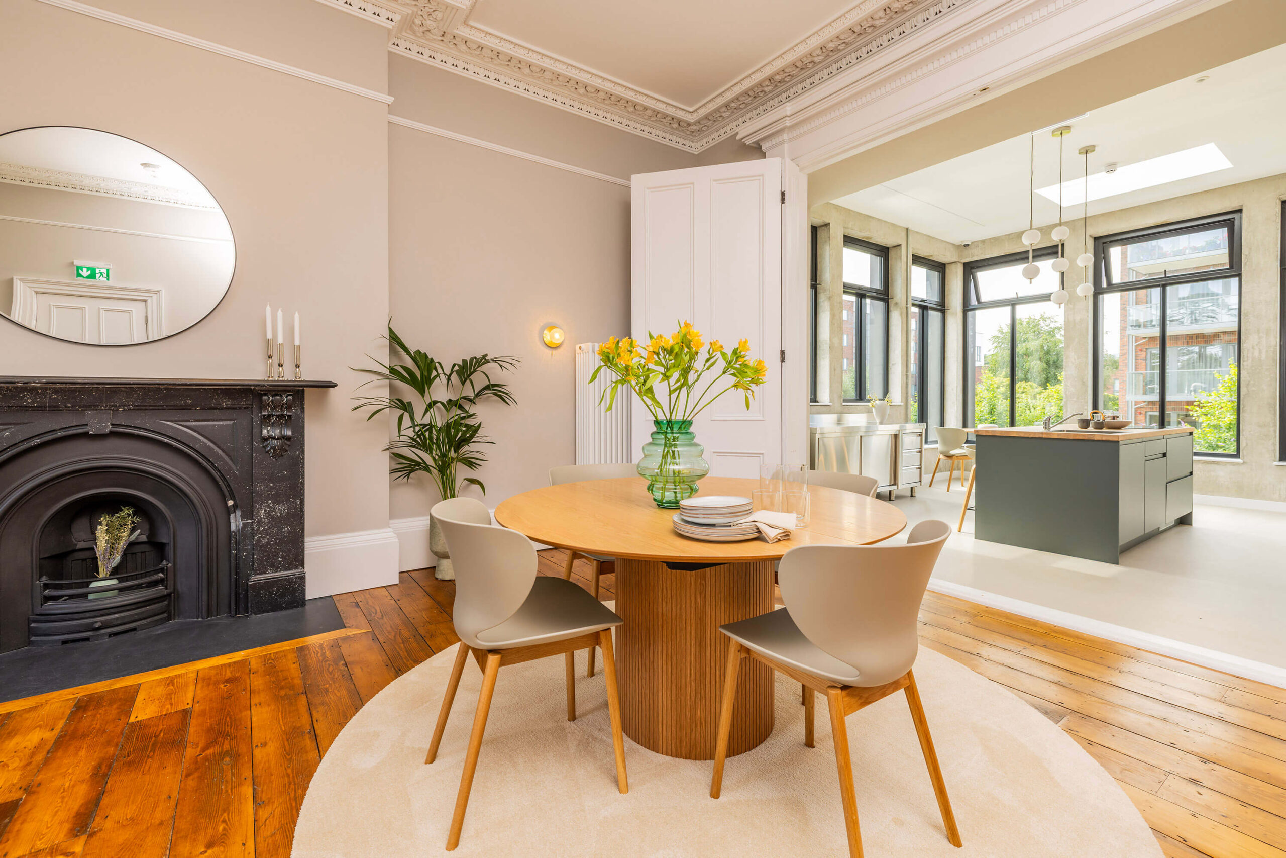 Co-Living Suites dining