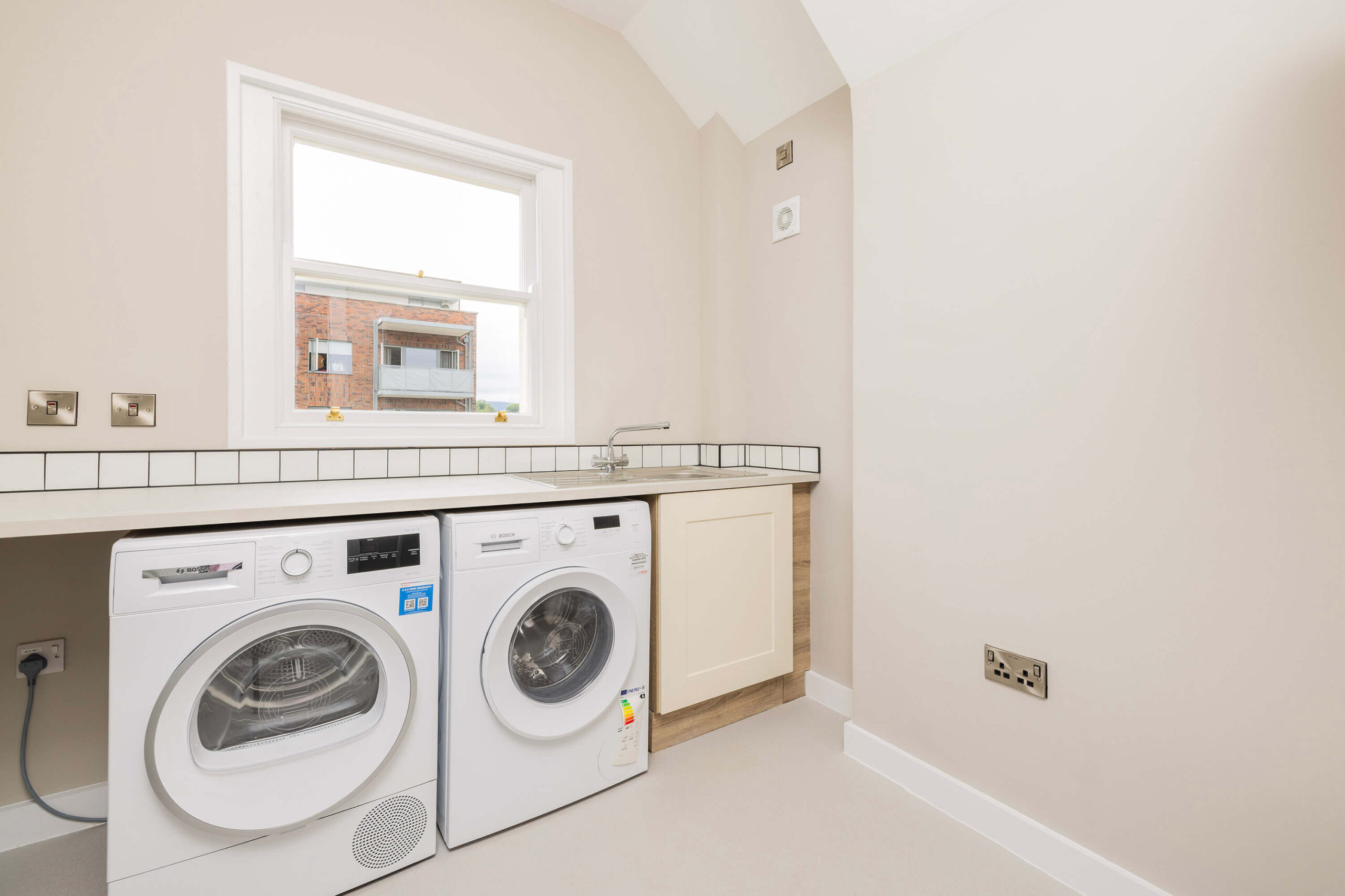 Co-Living Suites laundry